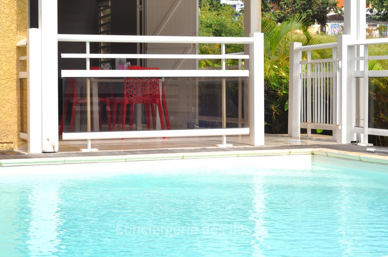 לה גוסייר Petit Havre De Paix Bis - Piscine Et Plage A Pied מראה חיצוני תמונה
